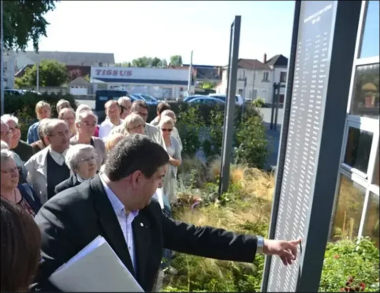 Conférence-débat : « Genèse du mémorial des victimes vierzonnaises de la seconde guerre mondiale » samedi 19 octobre à 15 h à la médiathèque.